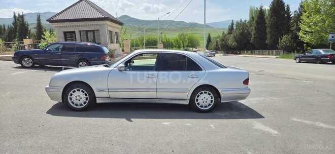 Mercedes E 220 d 1999, 497,000 km - 2.2 l - Gəncə