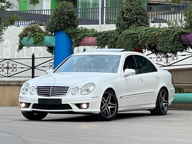 Mercedes E 320 2004, 242,000 km - 3.2 l - Bakı