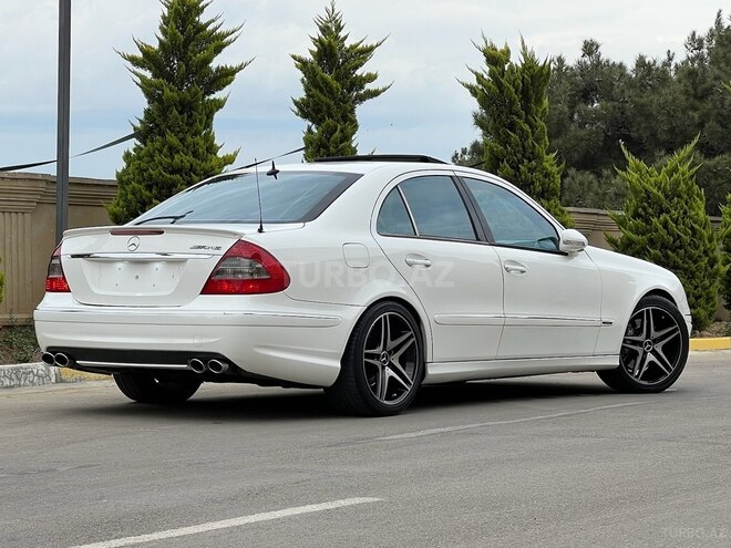 Mercedes E 320 2004, 242,000 km - 3.2 l - Bakı