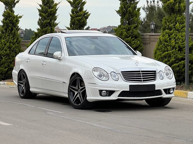 Mercedes E 320 2004, 242,000 km - 3.2 l - Bakı