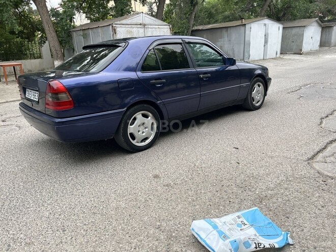 Mercedes C 180 1995, 325,485 km - 1.8 л - Bakı