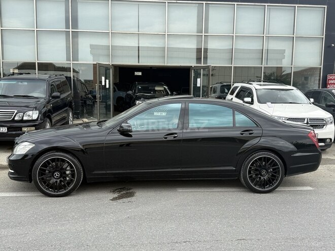 Mercedes S 500-10