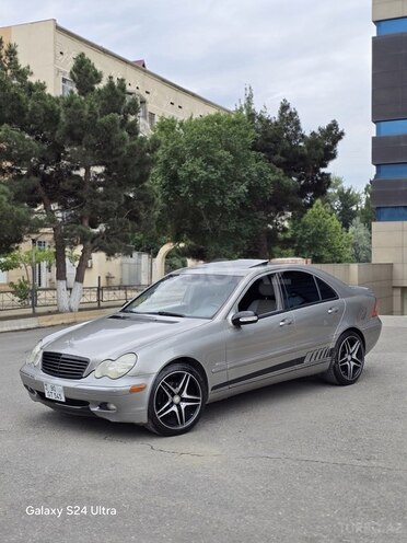 Mercedes C 240 2004, 220,000 km - 2.6 l - Sumqayıt
