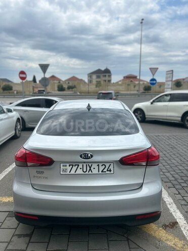 Kia Forte 2016, 175,418 km - 2.0 l - Bakı