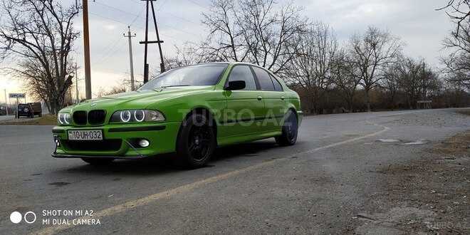 BMW 523 1998, 500,000 km - 2.5 l - Qax