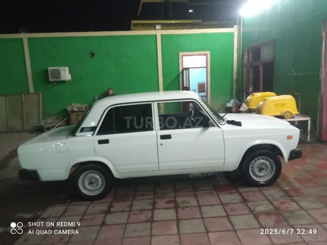 LADA (VAZ) 2107 2011, 99,000 km - 1.6 l - Gəncə