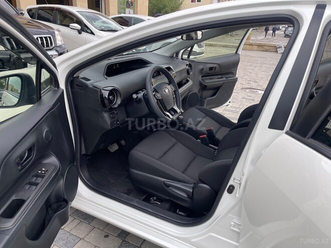 Toyota Aqua 2019, 37,000 km - 1.5 l - Bakı