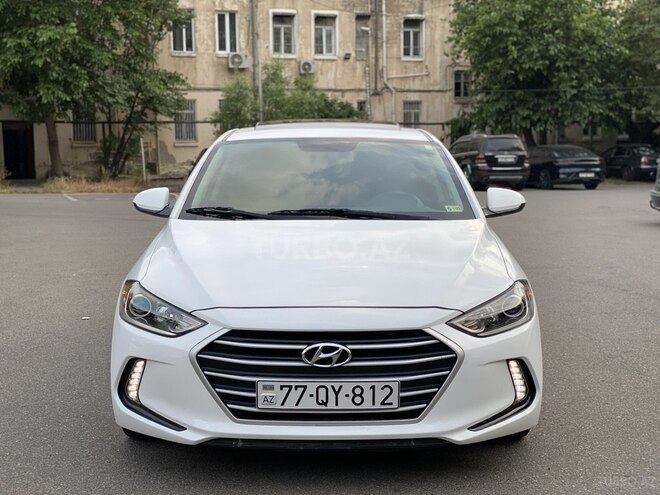 Hyundai Elantra 2017, 99,900 km - 2.0 l - Bakı
