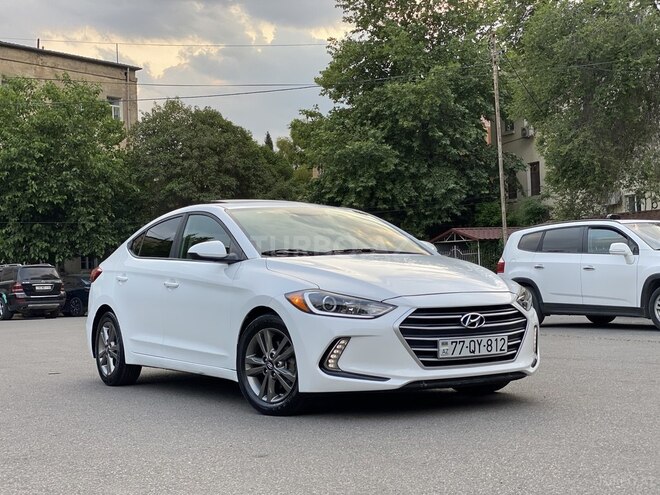 Hyundai Elantra 2017, 99,900 km - 2.0 l - Bakı