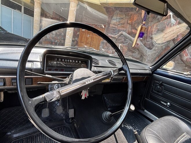 LADA (VAZ) 2101 1981, 40,000 km - 1.2 l - Qusar