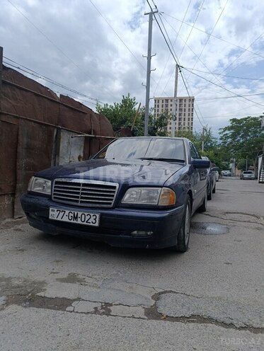 Mercedes C 240 1998, 322,511 km - 2.4 l - Bakı