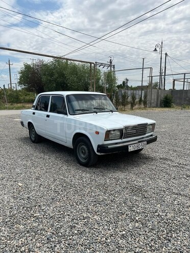 LADA (VAZ) 2107 1992, 78,000 km - 1.5 l - Salyan