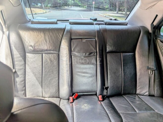 Mercedes E 280 2001, 250,000 km - 2.8 l - Bakı