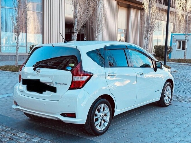 Nissan Note-6