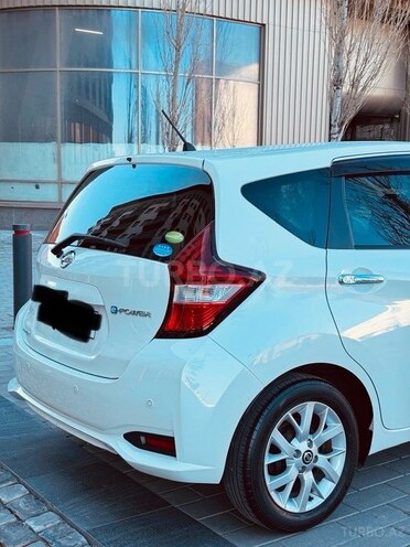 Nissan Note-5