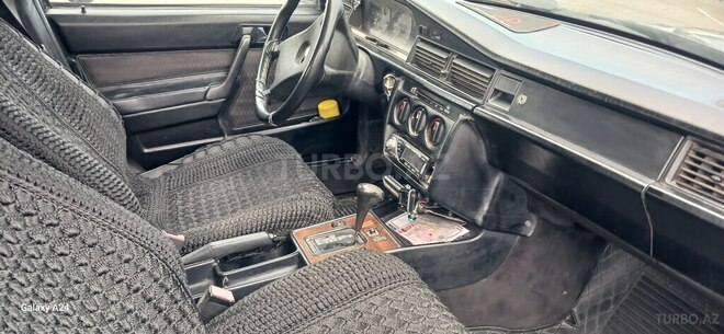 Mercedes 190 1989, 210,000 km - 2.0 л - Sumqayıt