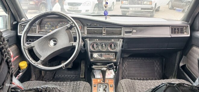 Mercedes 190 1989, 210,000 km - 2.0 л - Sumqayıt