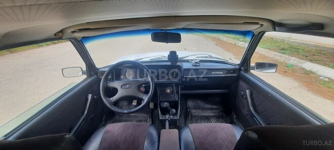 LADA (VAZ) 2107 2002, 95,000 km - 1.6 l - Salyan