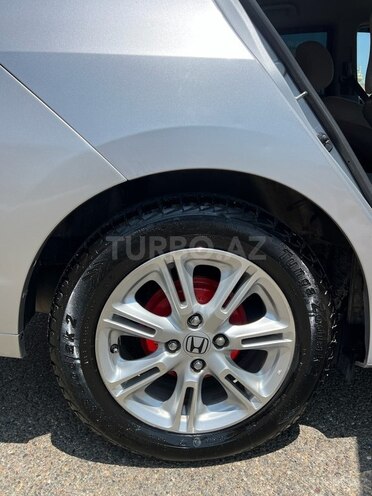 Honda Insight 2010, 250,000 km - 1.3 l - Ucar