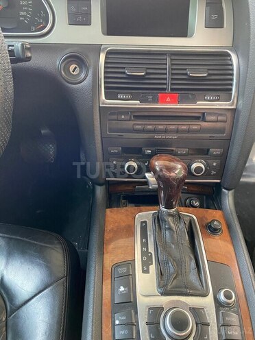 Audi Q7 2008, 283,000 km - 4.2 l - Neftçala
