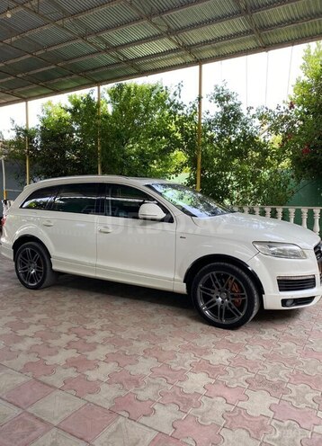 Audi Q7 2008, 283,000 km - 4.2 l - Neftçala