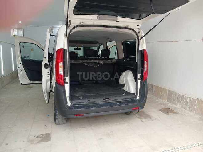 Fiat Doblo 2022, 68,000 km - 1.4 l - Bakı