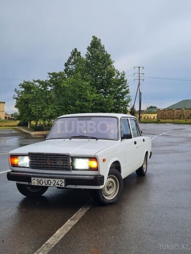 LADA (VAZ) 2107 2008, 136,000 km - 1.6 l - Neftçala