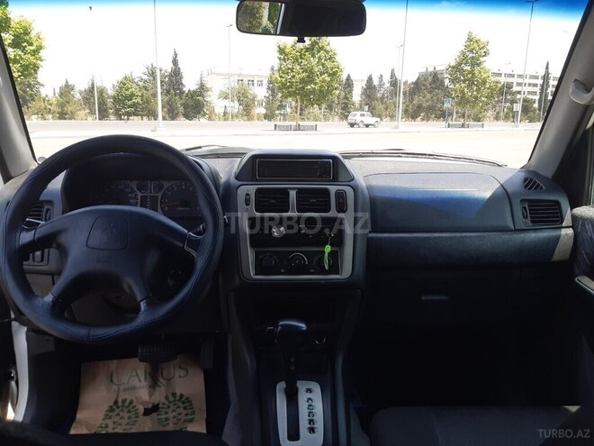 Mitsubishi Pajero io 2000, 322,000 km - 1.8 л - Gəncə