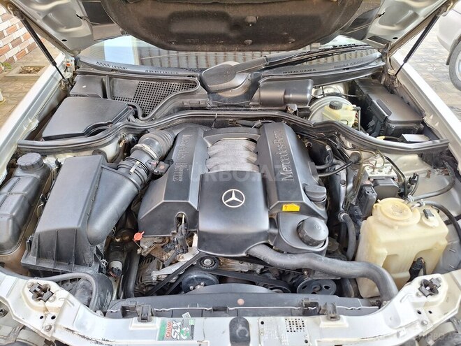 Mercedes E 240 2000, 303,150 km - 2.4 l - Tovuz