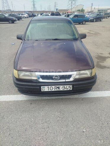 Opel Vectra 1994, 590,000 km - 2.0 l - Qusar