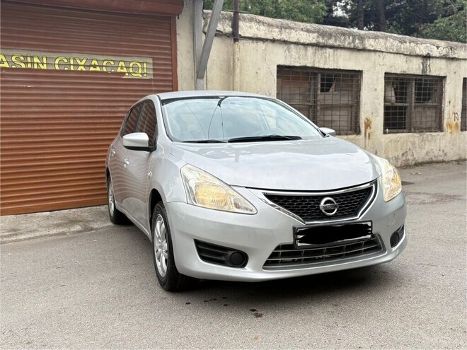 Nissan Tiida 2013, 136,000 km - 1.6 l - Bakı