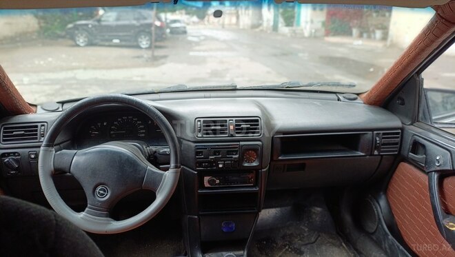 Opel Vectra 1989, 433,252 km - 1.6 l - Sumqayıt