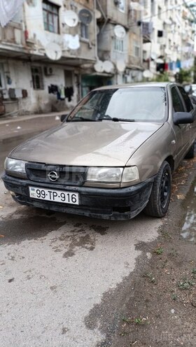Opel Vectra 1989, 433,252 km - 1.6 l - Sumqayıt