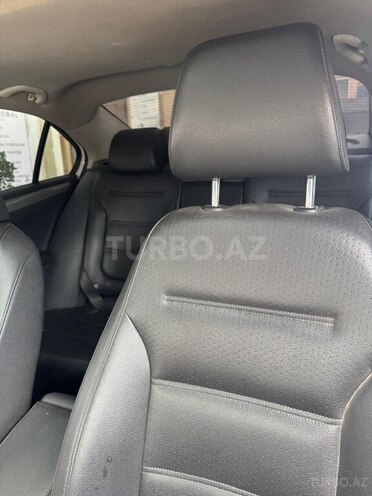 Volkswagen Jetta 2015, 222,532 km - 1.8 l - Bakı