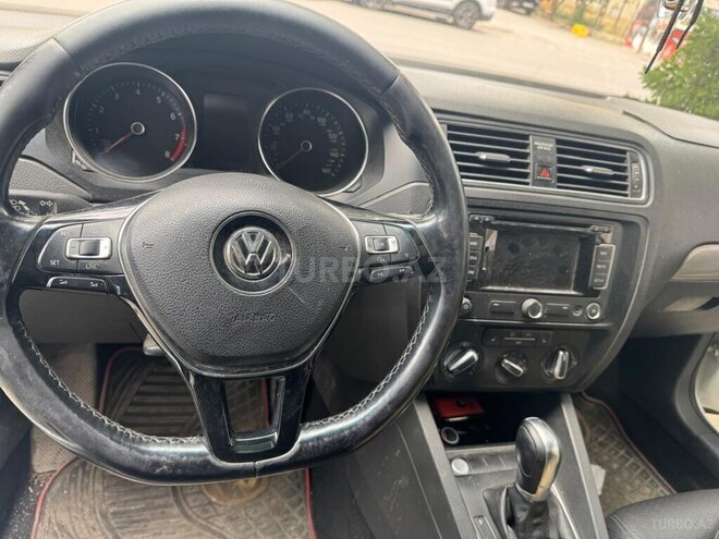 Volkswagen Jetta 2015, 222,532 km - 1.8 l - Bakı