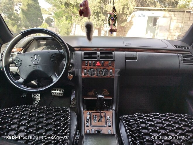 Mercedes E 270 2001, 368,941 km - 2.7 l - Bakı