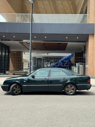 Mercedes E 230 1996, 490,000 km - 2.3 l - Bakı