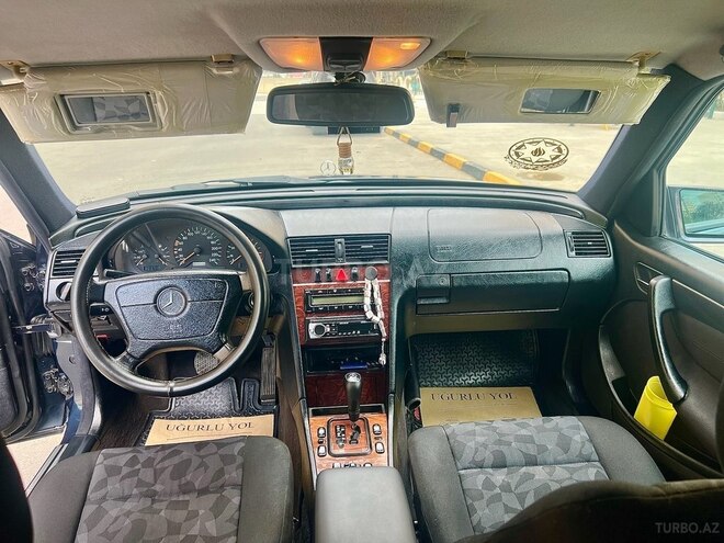 Mercedes C 200 1999, 283,540 km - 2.0 л - Bakı