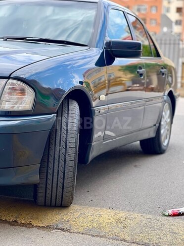 Mercedes C 200 1999, 283,540 km - 2.0 л - Bakı