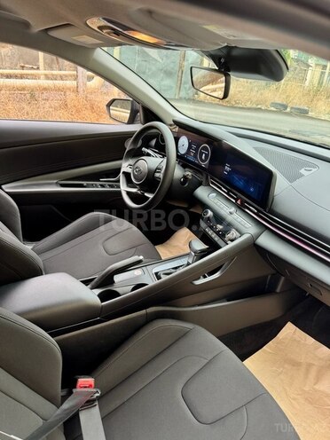 Hyundai Elantra 2024, 40,234 km - 2.0 л - Bakı