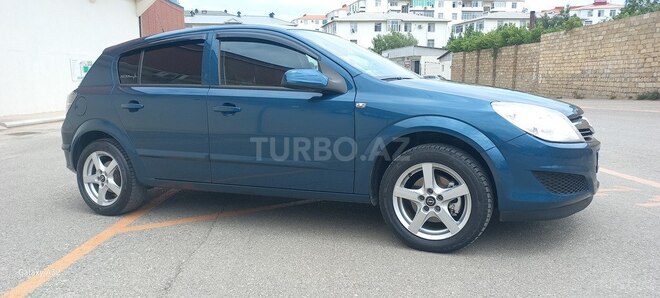 Opel Astra 2007, 235,000 km - 1.4 л - Bakı