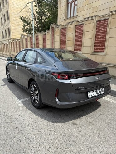 Changan Qiyuan A05 2025, 0 km - 1.5 л - Bakı