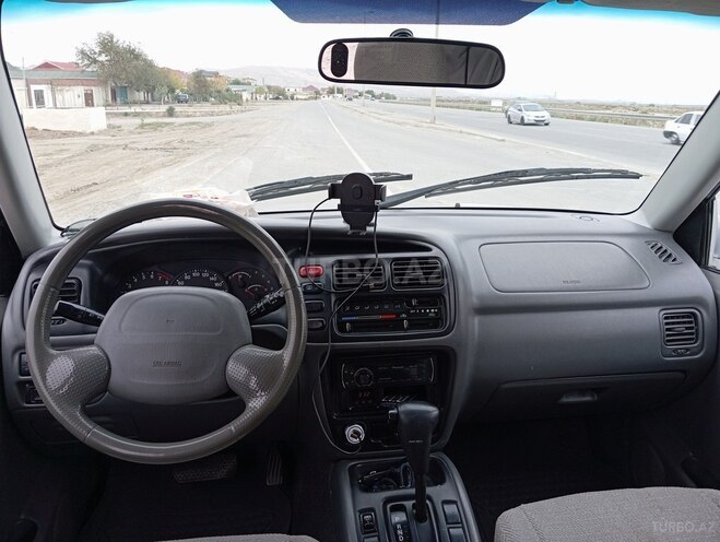 Suzuki Grand Vitara 2000, 277,300 km - 2.5 l - Bakı