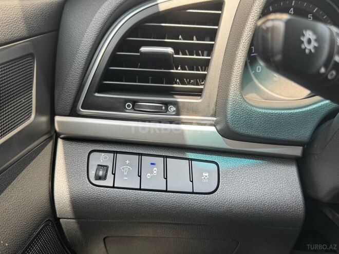 Hyundai Elantra 2017, 92,000 km - 2.0 л - Bakı