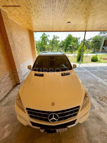 Mercedes ML 350 4MATIC 2011, 200,000 km - 3.5 л - Zaqatala