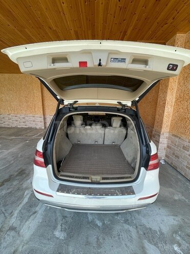 Mercedes ML 350 4MATIC 2011, 200,000 km - 3.5 л - Zaqatala