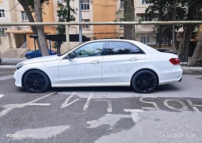 Mercedes E 350 2013, 247,000 km - 3.5 l - Bakı