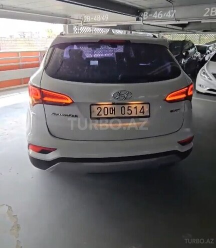 Hyundai Santa Fe-4