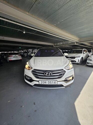 Hyundai Santa Fe-1