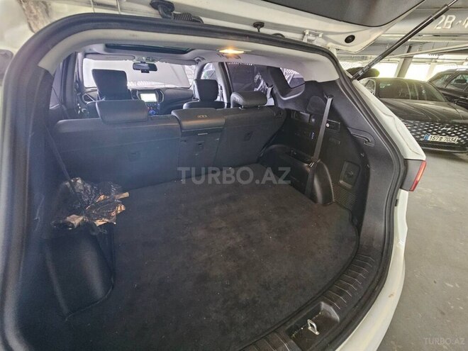 Hyundai Santa Fe-11